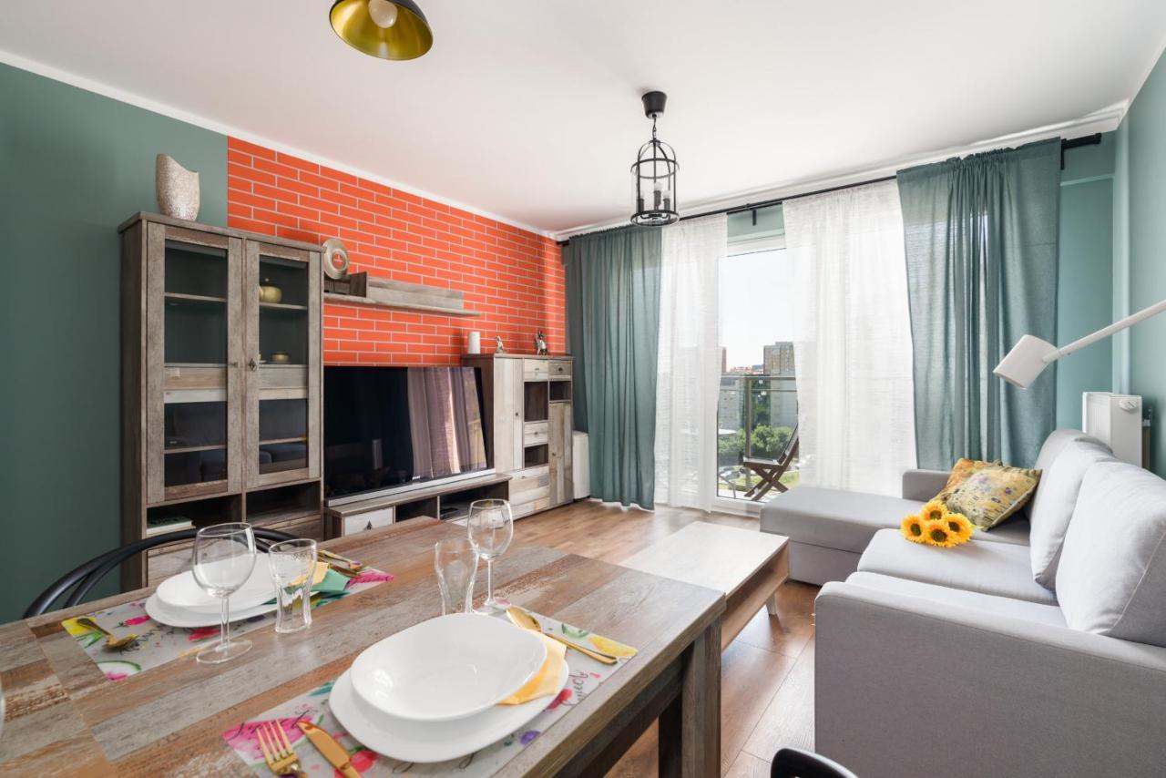 Serbska 2 Miejsca Parkingowe By Renters * Posen