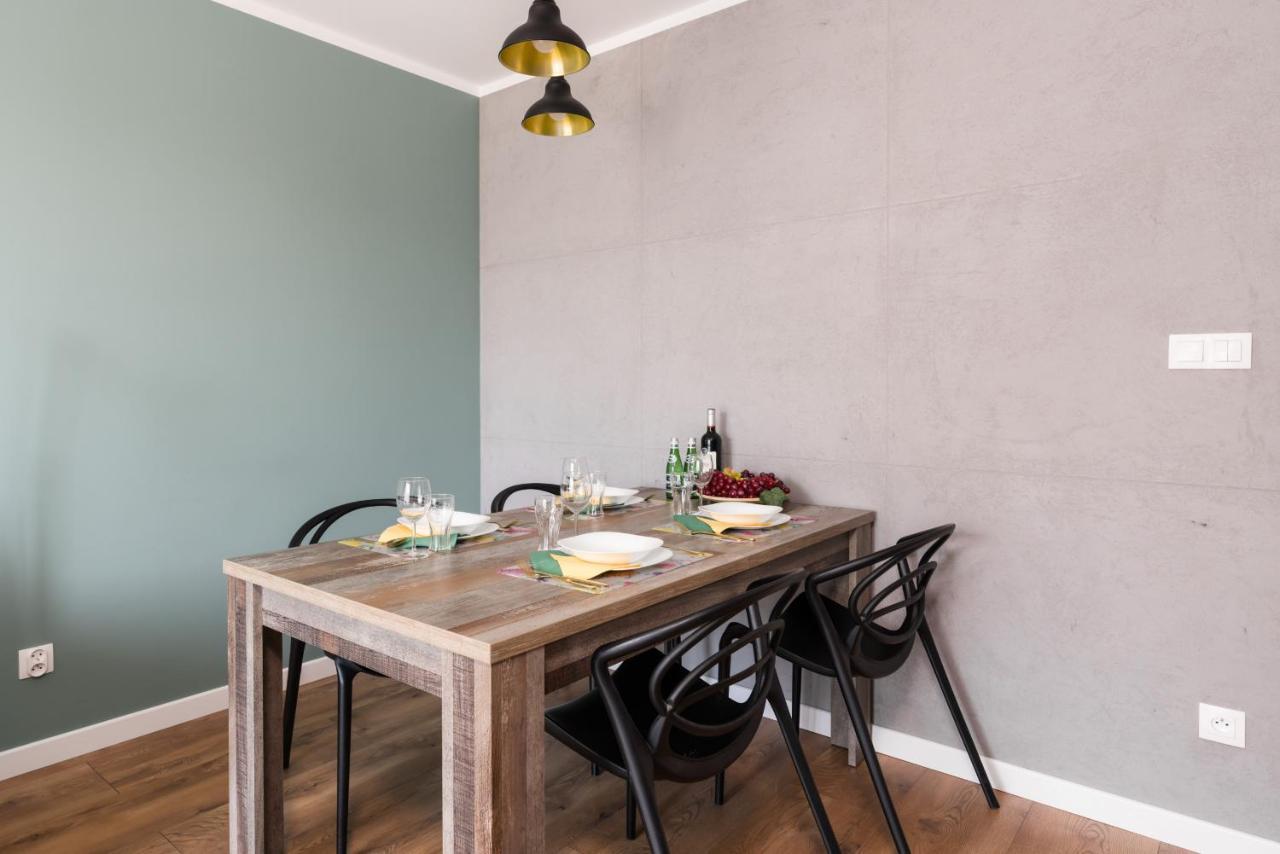 Serbska 2 Miejsca Parkingowe By Renters Apartment Posen