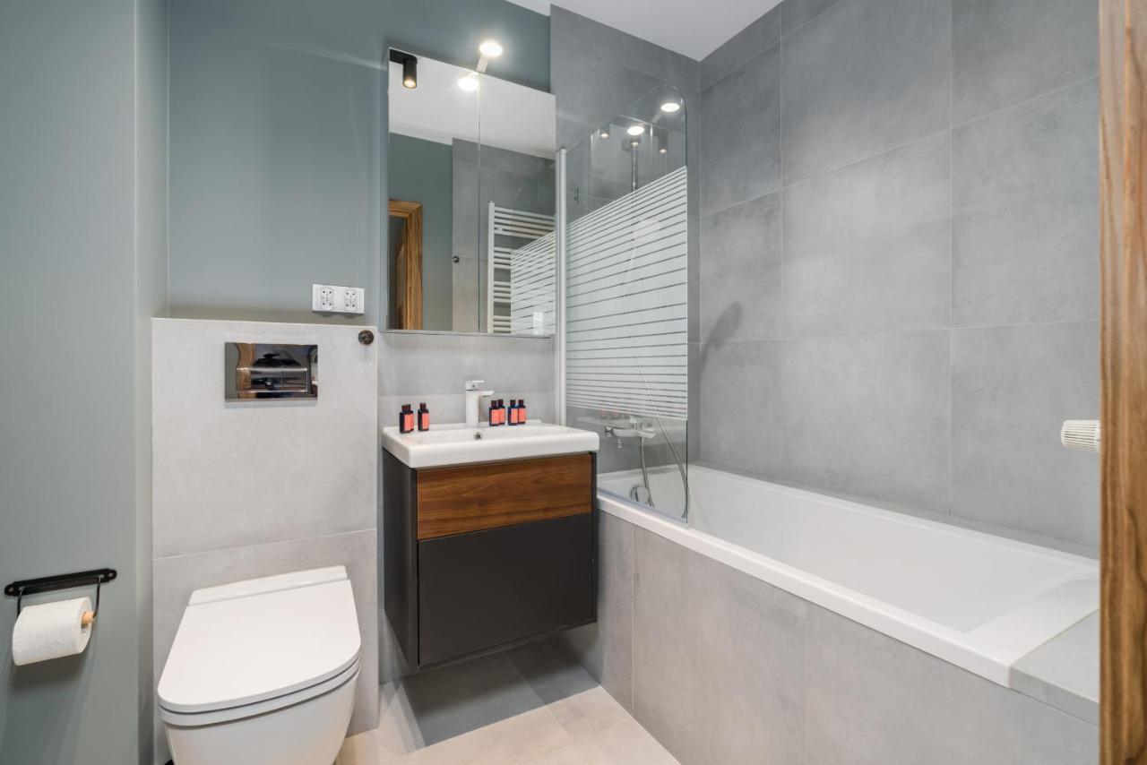 Apartment Serbska 2 Miejsca Parkingowe By Renters